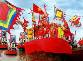 Những lễ hội đặc sắc trong năm không nên bỏ qua khi đến Quảng Bình